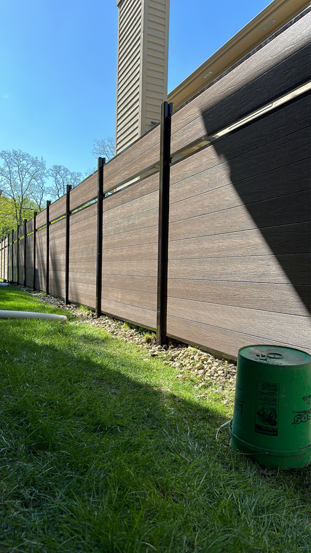 brown composite fence pvc 3